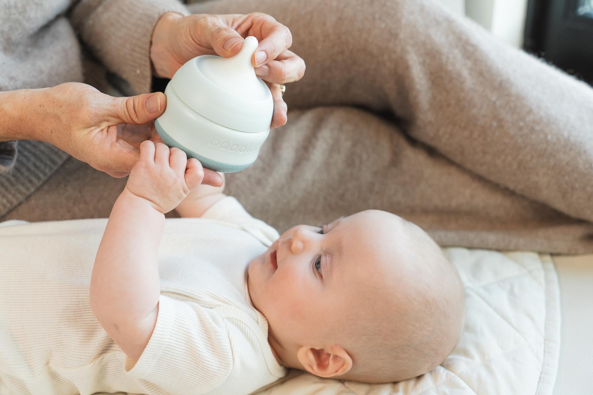 The Science Behind Baby-Led Feeding:  How Babaloo Supports Natural Development