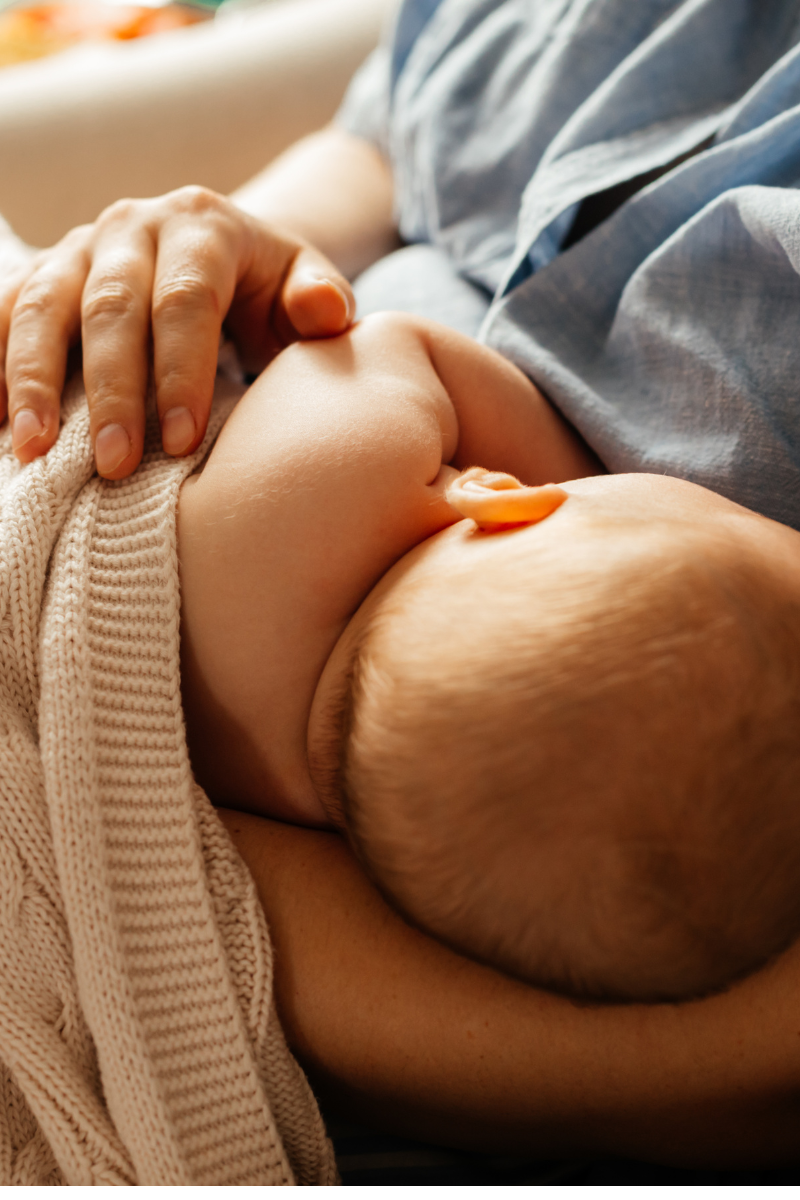 How the Natural Breastfeeding Position Inspired the Babaloo Baby-Led Bottle